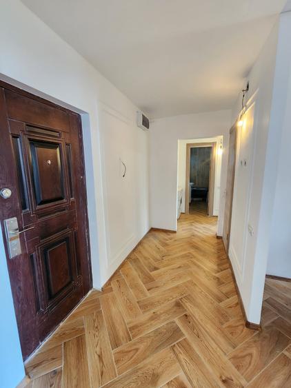 Apartament cu 2 camere decomandat, mobilat în Lunei