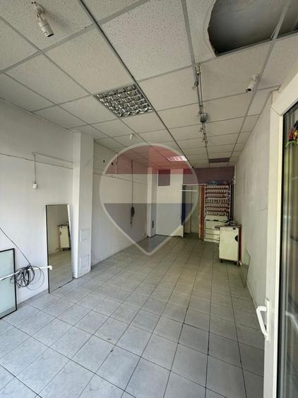 Spațiu comercial, de 23 mp, în Central