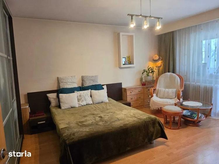Garsonieră decomandată în Rahova