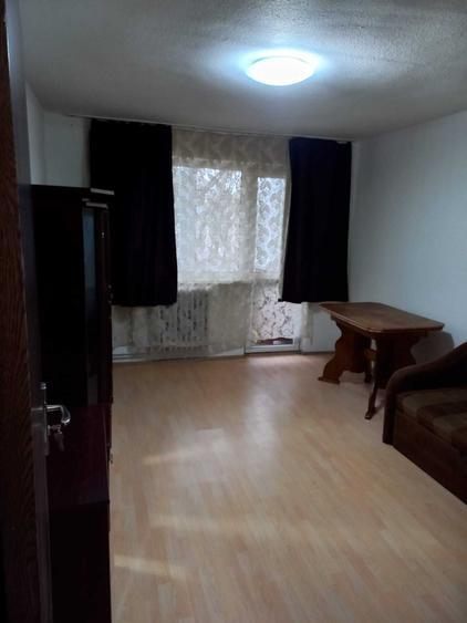 Apartament cu 2 camere decomandat în Tudor