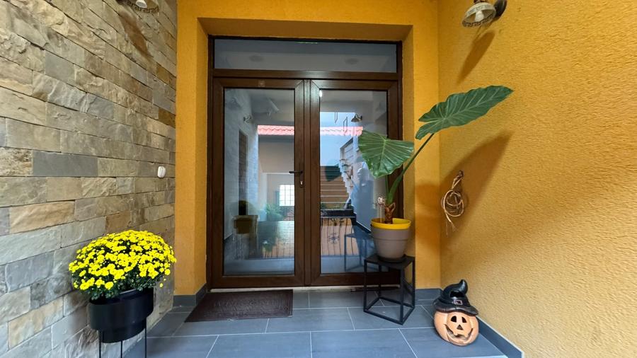 Apartament cu 2 camere semidecomandat în Dealuri Oradea