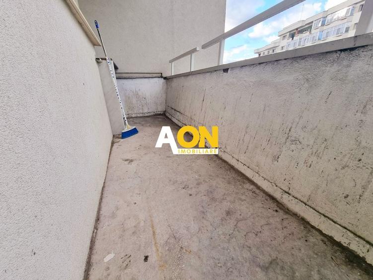 Apartament cu 2 camere decomandat, mobilat în Cetate