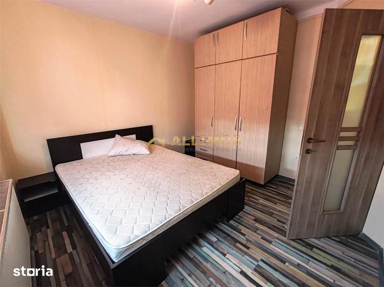 Apartament cu 2 camere semidecomandat, mobilat în Ultracentral