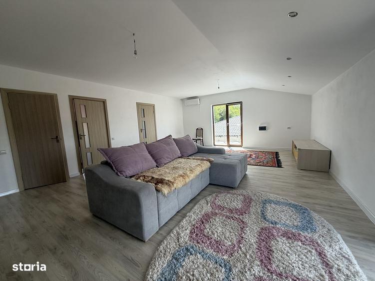 Casă cu 4 camere cu Teren 1175 Mp în Central