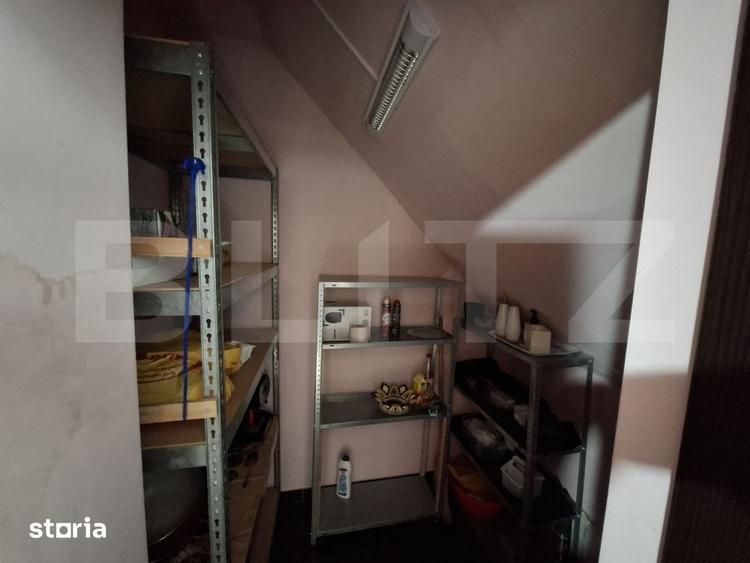 Apartament cu 3 camere semidecomandat în Micro 16