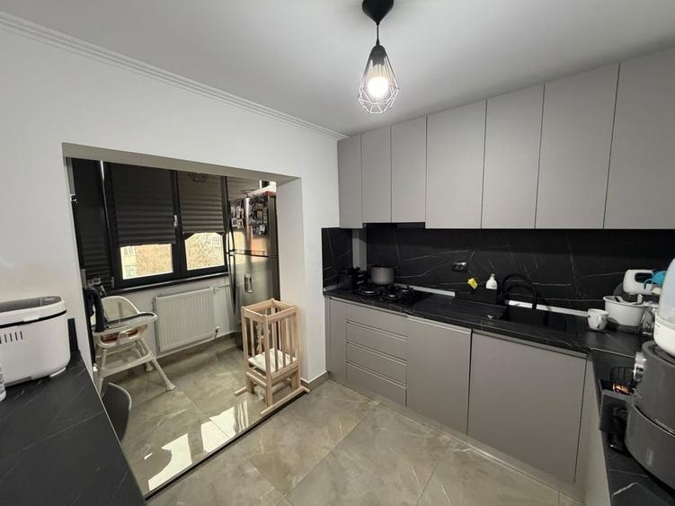 Vand apartament 3 camere ,cartier rovine, langa Liceul Tudor Arghezi - 4