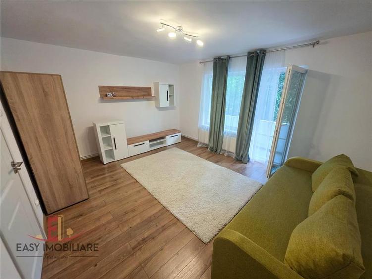 Garsonieră decomandată în Dâmbu Pietros