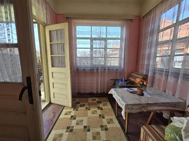 Casă cu 3 camere cu Teren 227 Mp în Central