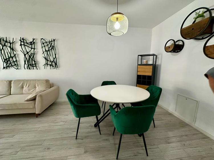 Apartament cu 2 camere decomandat în Bună Ziua