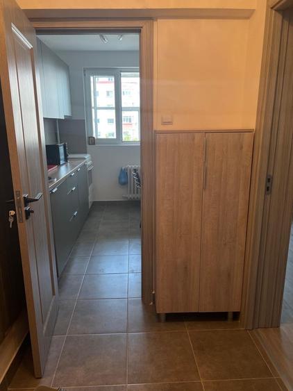 Apartament cu 2 camere decomandat în Berceni