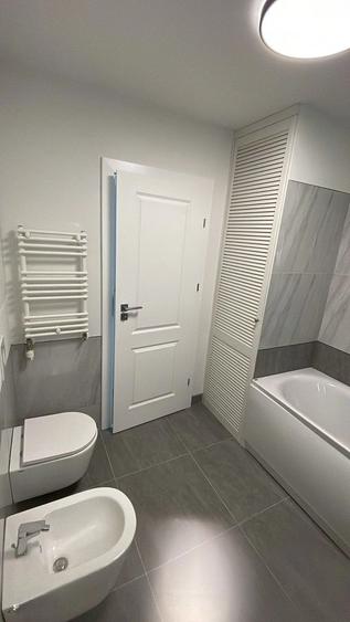 Apartament cu 3 camere, mobilat în Dămăroaia