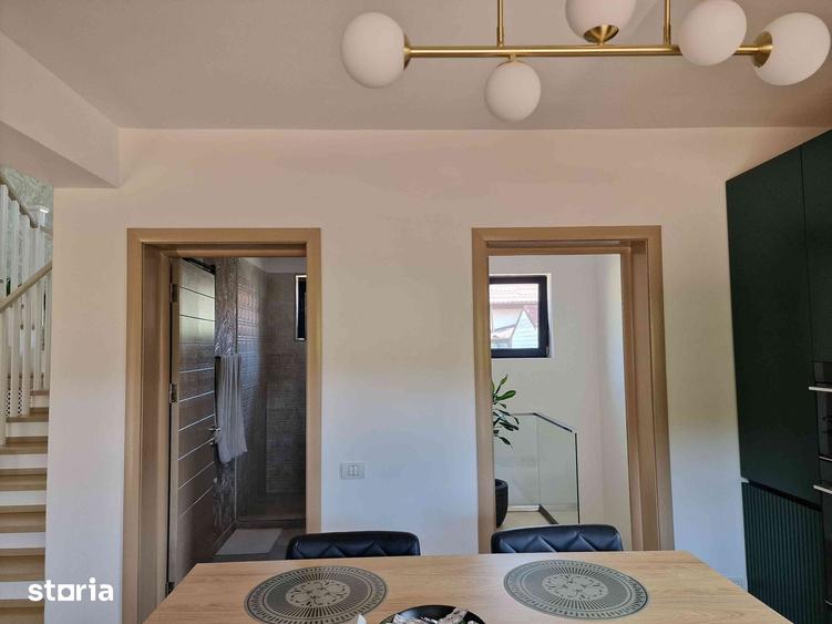 Casă cu 4 camere cu Teren 1508 Mp în Central