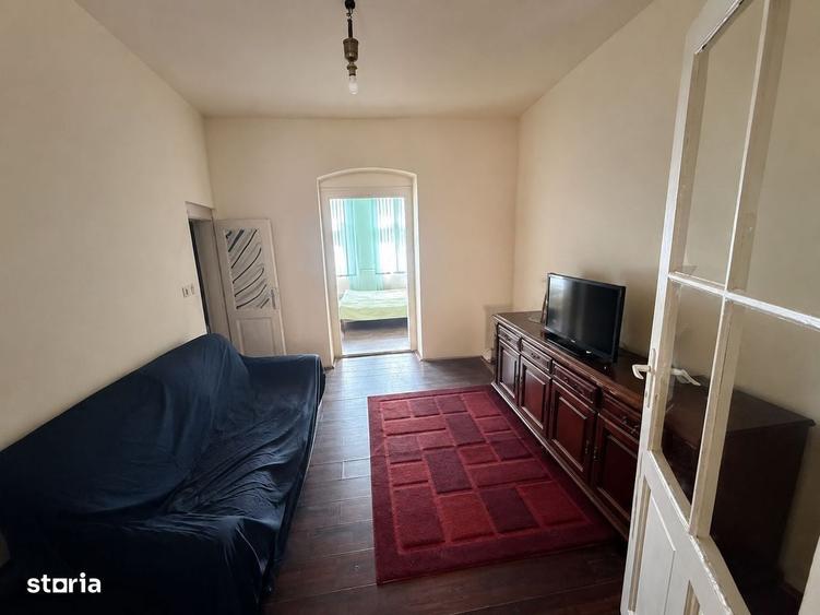 Apartament cu 3 camere în Traian