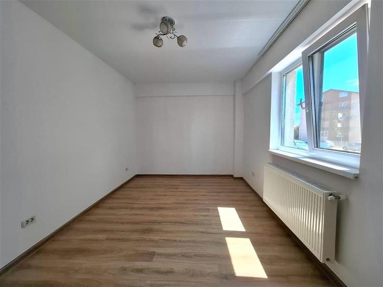 Apartament cu 2 camere decomandat în Valea Lupului