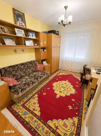 Apartament cu 4 camere în Vest