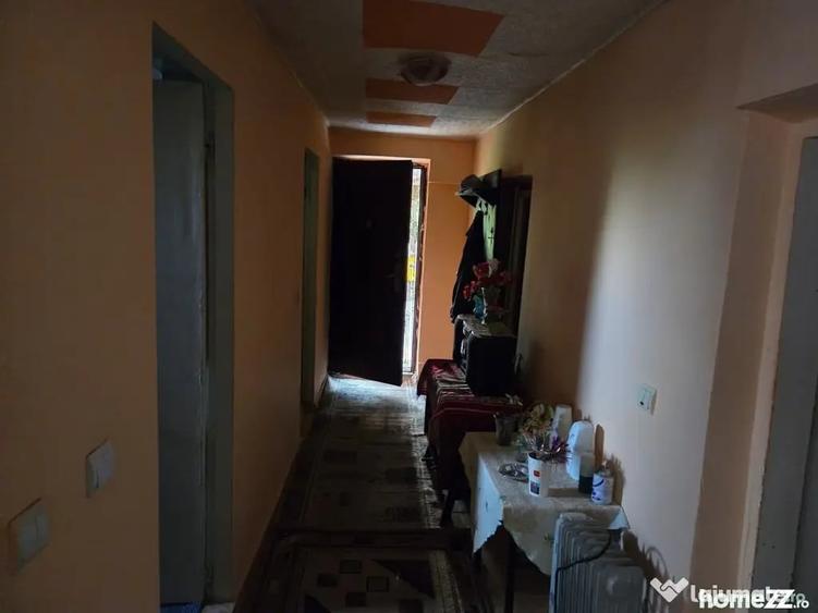 Garsonieră în Moșteni