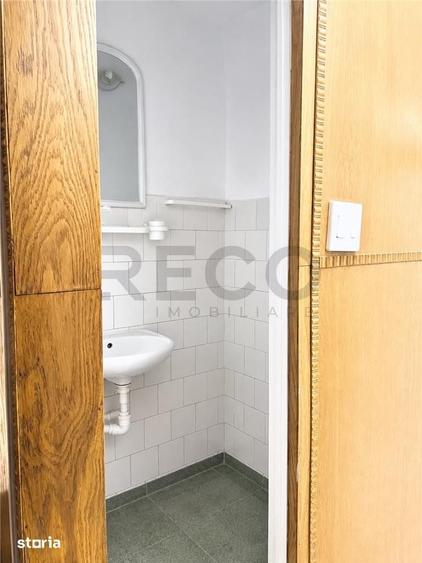 RECO Apartament spatios cu 3 camere - zona Decebal - 8