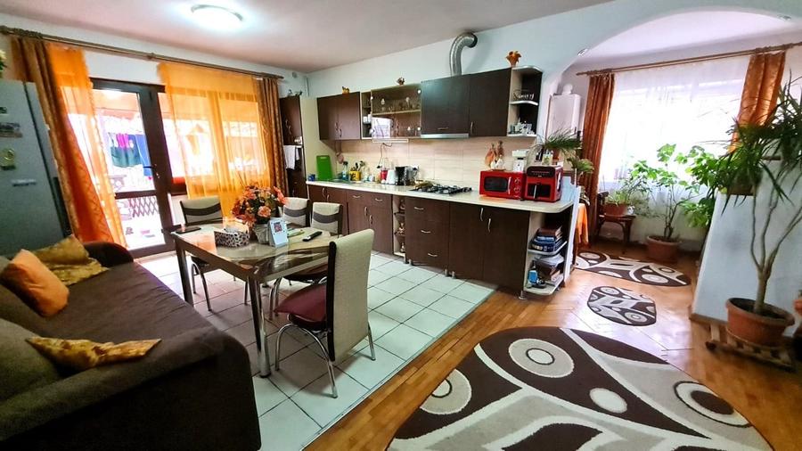 Casă cu 4 camere cu Teren 530 Mp în Terezian