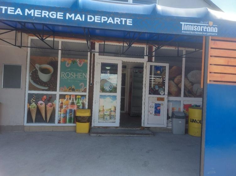 Spațiu comercial, de 140 mp, în Zănești