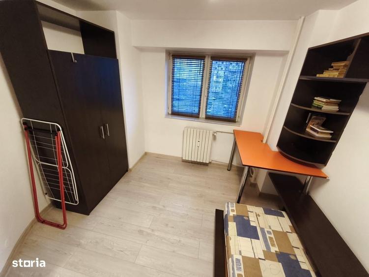 Apartament cu 3 camere decomandat în 13 Septembrie