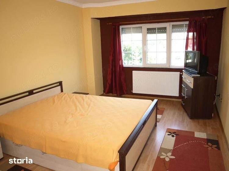 Apartament cu 3 camere decomandat în Complex Studențesc