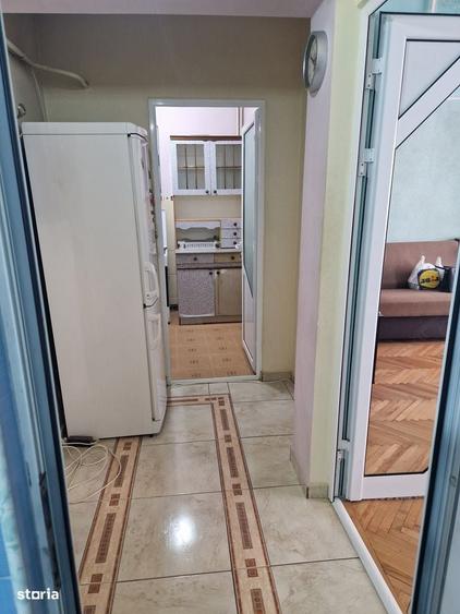 Apartament cu 2 camere decomandat în Canta