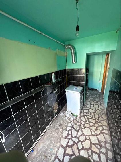 Apartament cu 2 camere semidecomandat în Dacia
