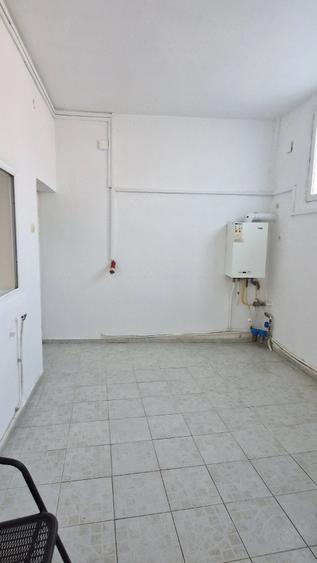 Spațiu comercial, de 600 mp, în Ultracentral