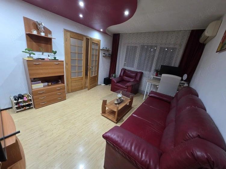 Apartament cu 2 camere semidecomandat, mobilat în Complex Studențesc