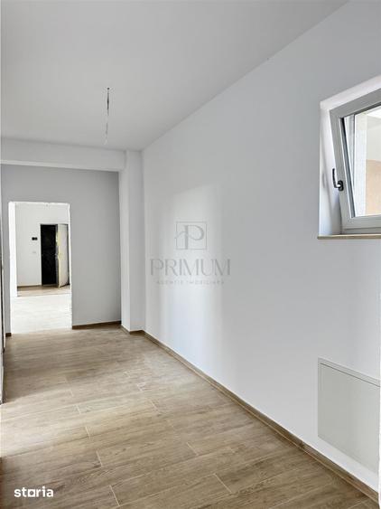 BRAYTIM - 3 CAMERE SI 2 BAI - PARTER INALT - PARCARE SUBTERANA - GRADI - 3