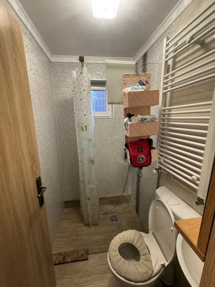 Casă individuală cu 3 camere cu Canalizare în Posta