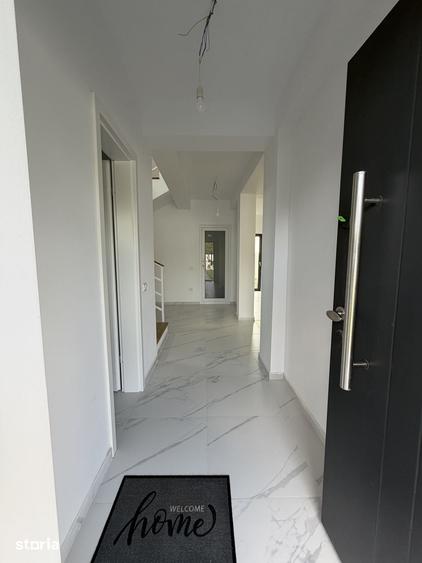 Casă cu 4 camere cu Teren 328 Mp în Clinceni