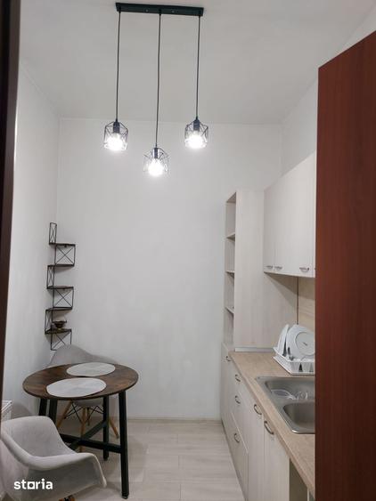 Apartament cu 2 camere decomandat în Exterior Vest