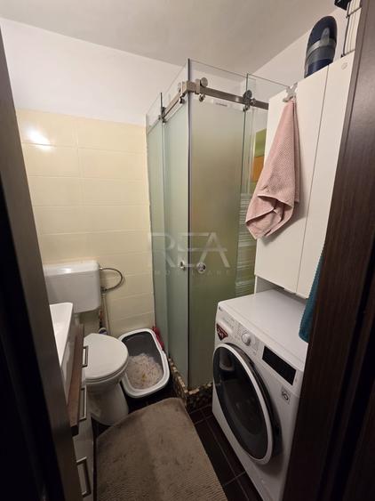 Apartament cu 4 camere decomandat, mobilat în Drumul Taberei