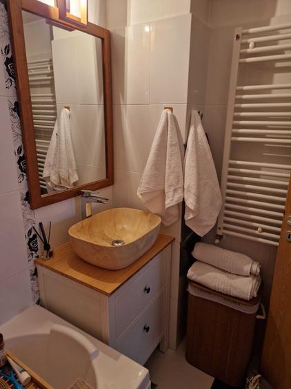 Apartament cu 2 camere decomandat în Valea Lupului