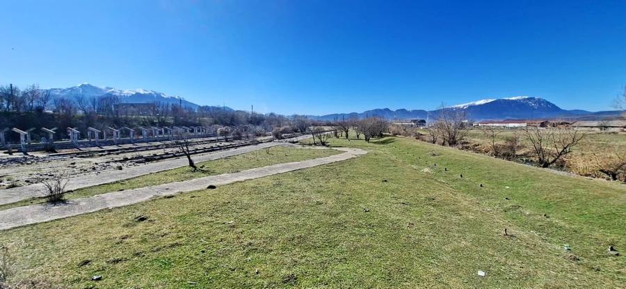 Teren Construcții intravilan de 62000 mp, în Sud