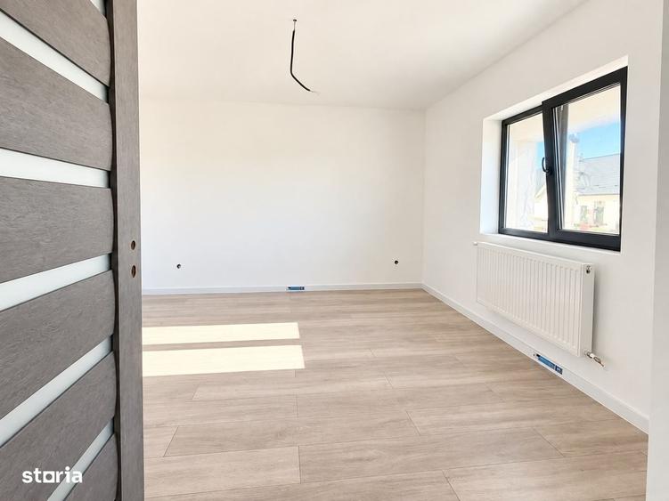 Casă cu 3 camere în Dancu