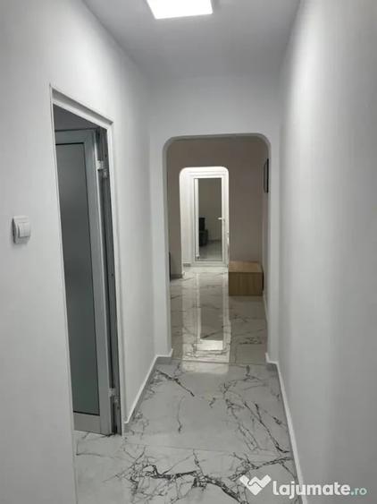 Apartament cu 2 camere semidecomandat în Energia