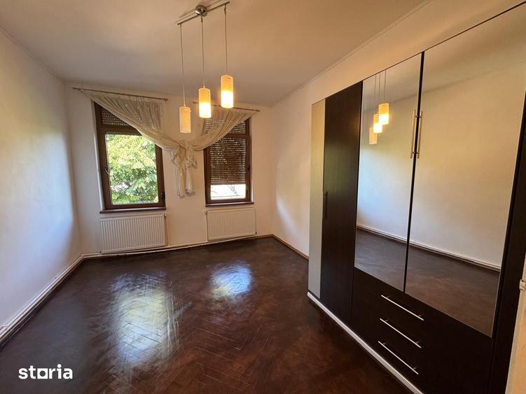 Apartament cu 4 camere în Cotroceni