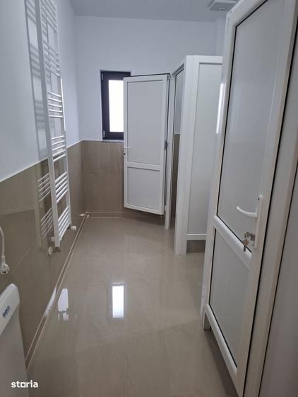 Spațiu comercial, de 520 mp, în Letea Veche