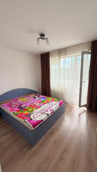 Apartament cu 4 camere decomandat în Săsar