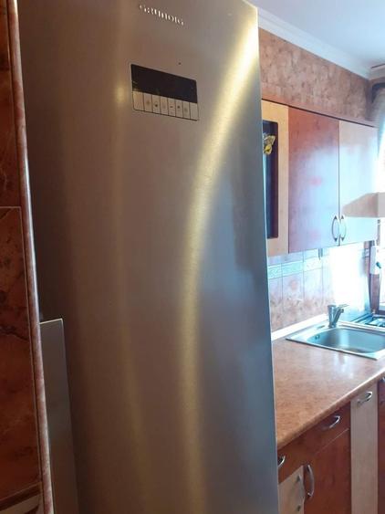 Apartament cu 2 camere semidecomandat în Micro 6