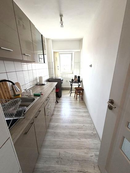 Garsonieră decomandată în Muncii