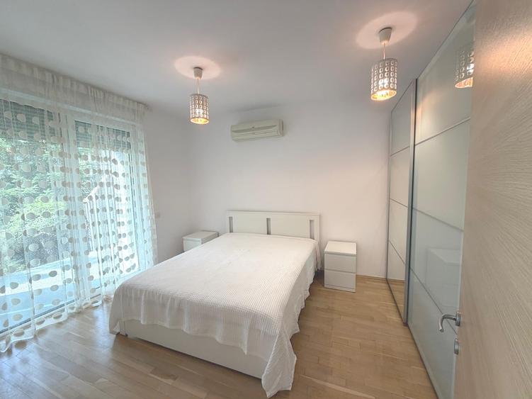 Apartament cu 2 camere semidecomandat, mobilat în Sisești