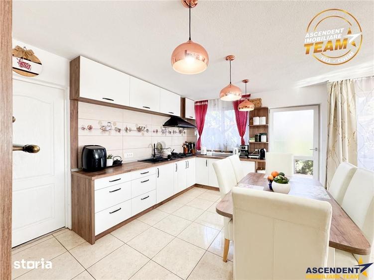 Casă cu 5 camere cu Teren 534 Mp în Ilieni