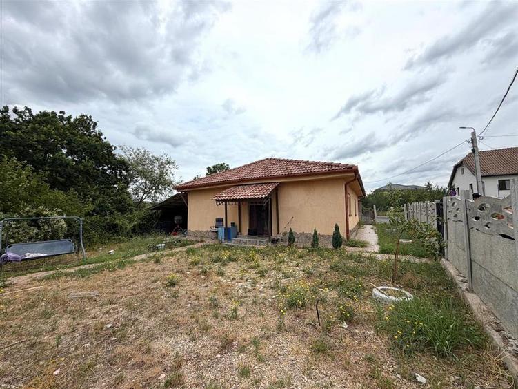 Casă cu 3 camere cu Teren 550 Mp în Dealuri Oradea