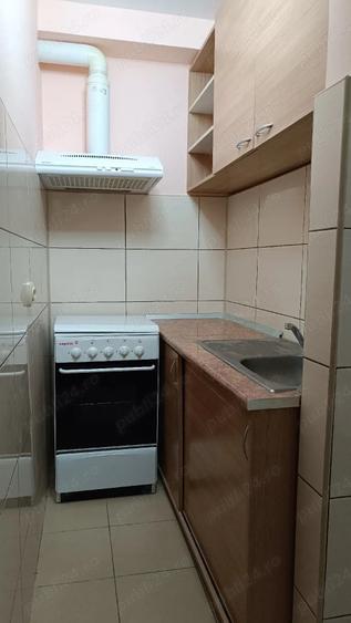 Garsonieră decomandată în Faleză