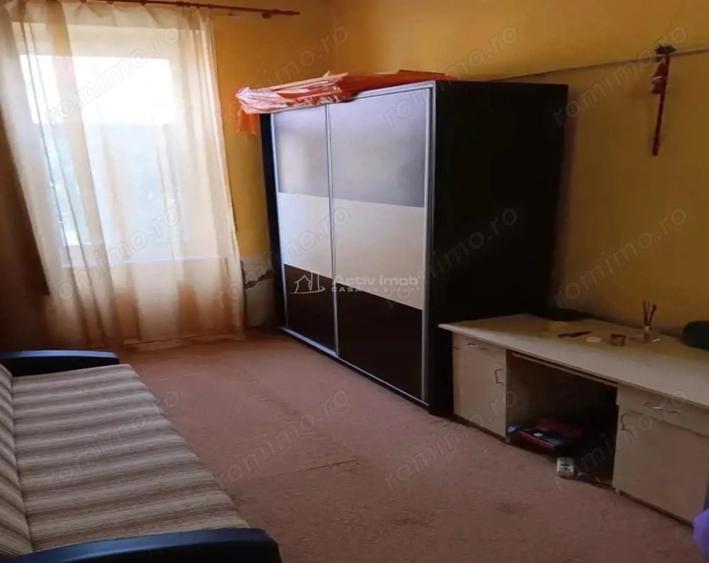 Apartament cu 2 camere decomandat în Drăgășani