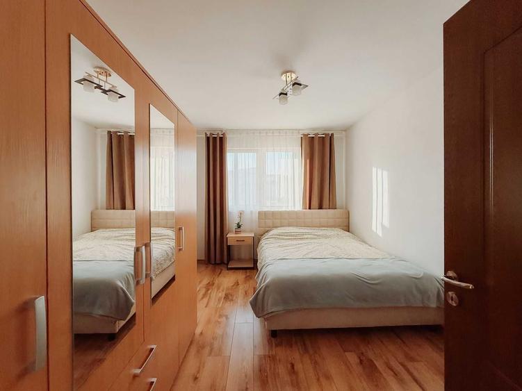 Apartament cu 2 camere semidecomandat în Florești