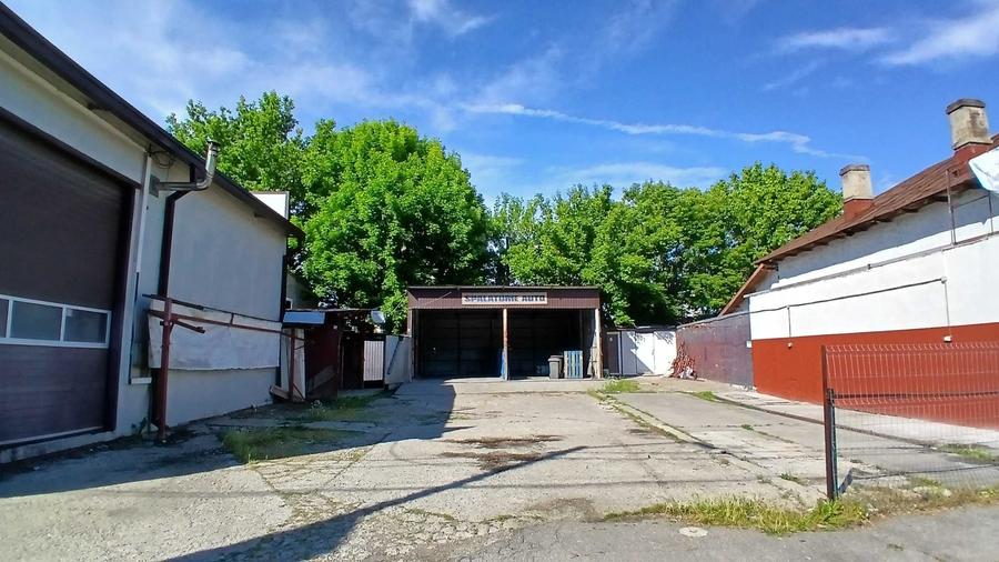 Spațiu comercial, de 350 mp, în Central